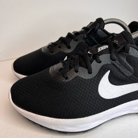 Nike  Revolution  6  Next Nature Men's Size 8M DC3728-003 Blk/White XLNT! No box - Picture 7 of 15